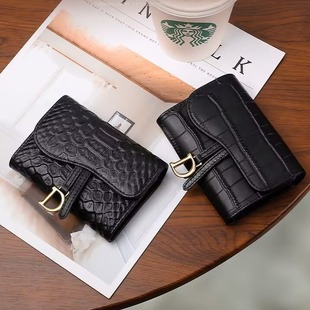 ����Ů�����Ŷ࿨λ���¸ߙn���A�������C���{��һ�wС�ɿ����X��