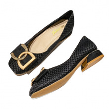 V 41220 Square toe low heel shoes ��ͷ�и���Ь�羳����ͨ