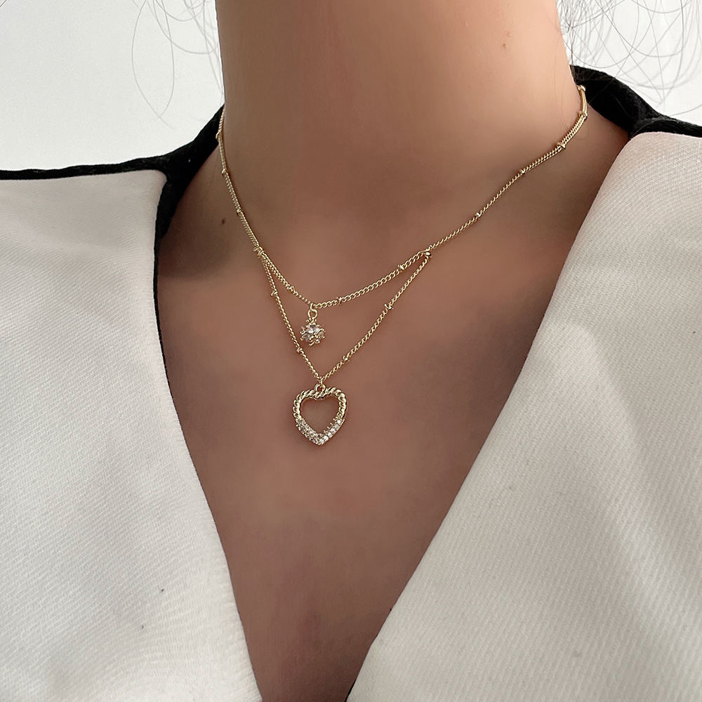 1 Piece Fashion Heart Shape Metal Hollow Out Inlay Zircon Womenu0027S Necklace