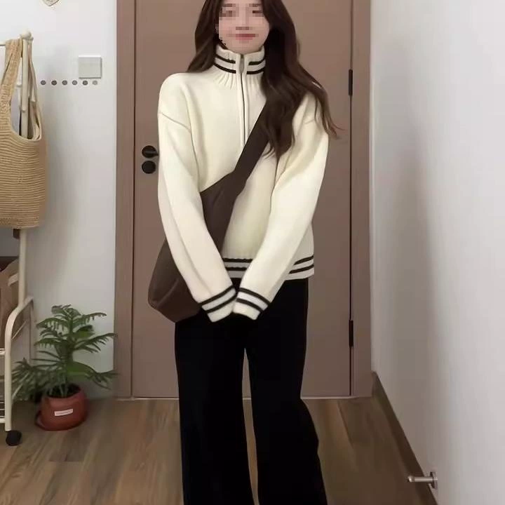 Spring white knitted sweater with zipper, American style, with a zipper