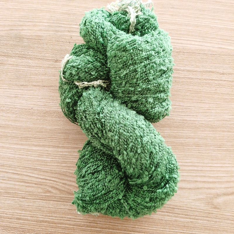 厂家供应3支毛波斯纶圈圈纱花式纱围巾毯子玩偶头发手工编织纱线