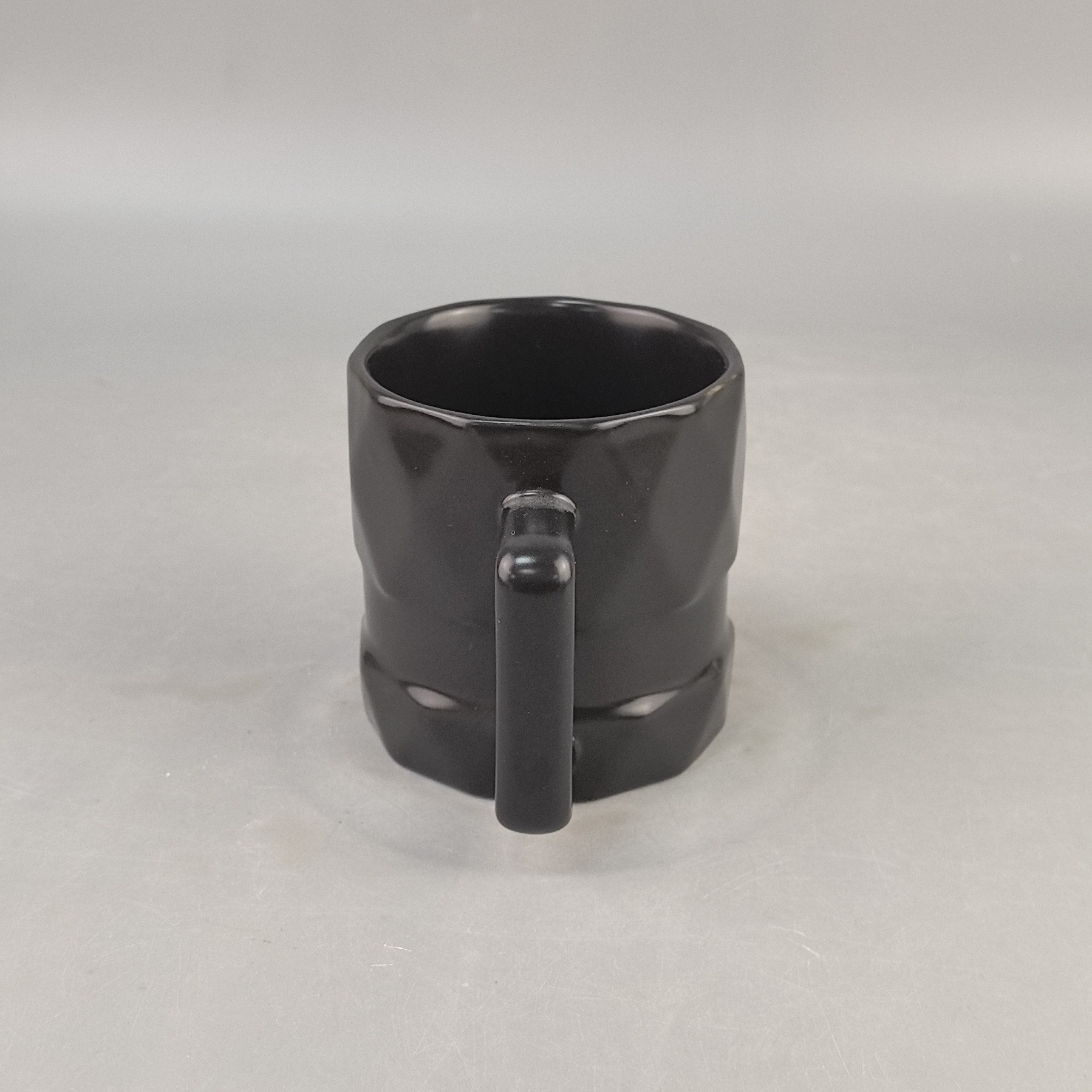 Tazas de desayuno de cerámica de alto valor de pareja tazas de agua tazas de café de temperatura media tazas de marca retro transfronterizas tazas creativas nórdicas