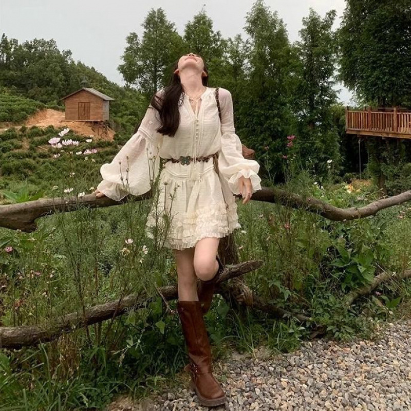 白色一颗甜桃逃跑计划连衣裙长袖新款灯笼袖显瘦春夏短裙女|undefined