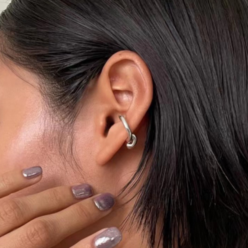 2024 nuevo estilo coreano nicho minimalista diseño oreja clip mujer moda personalidad simple todos los partidos de alto grado pendientes moda