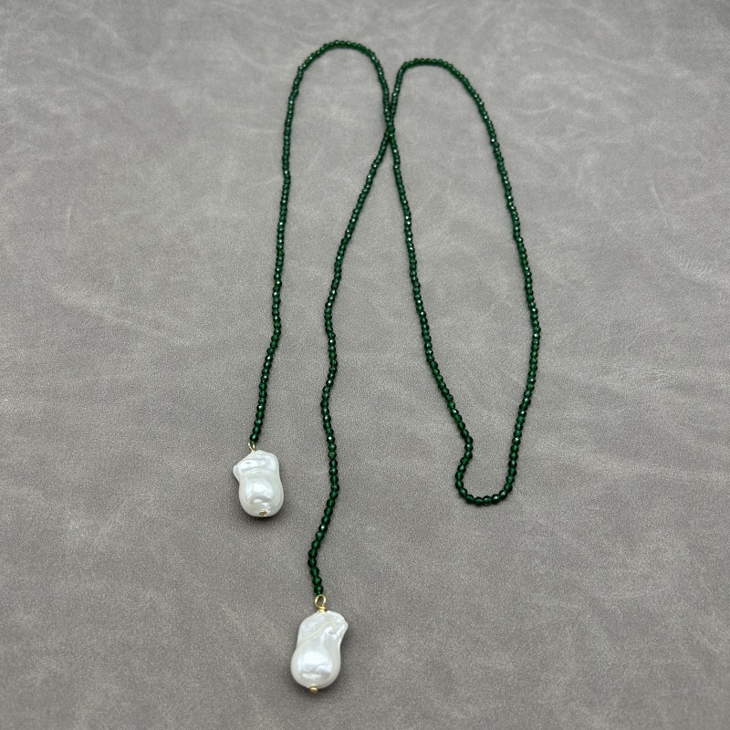 25g Weight Imitation Pearl Pendant Material Necklace Classification Green Pointed Crystal Chain Material 1 Piece Quantity Holiday, Party Occasion Imitation Pearl, Green Pointed Crystal Material Geometric, Solid Color Pattern Women's Gender Elegant Style Beaded Craft Elegant Geometric Solid Color Imitation Pearl Green Spinel  Wholesale Necklace 11