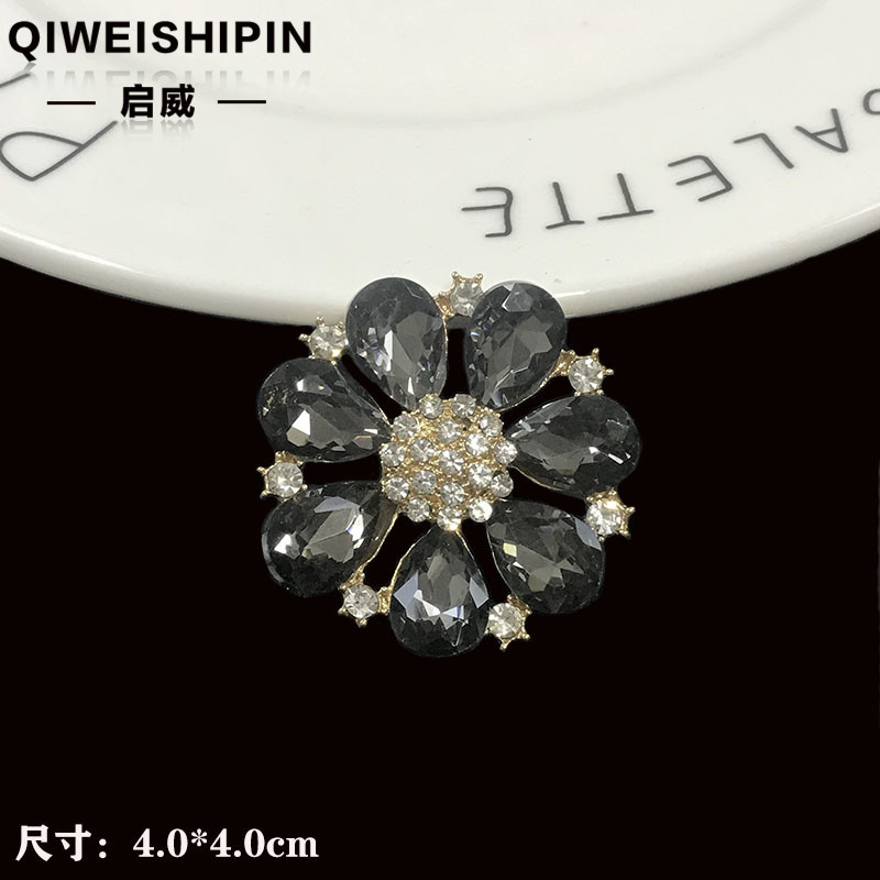 Qiwai の新しいガラスダイヤモンド象嵌ひまわりアクセサリーバッグ衣類車の装飾合金アクセサリー|undefined