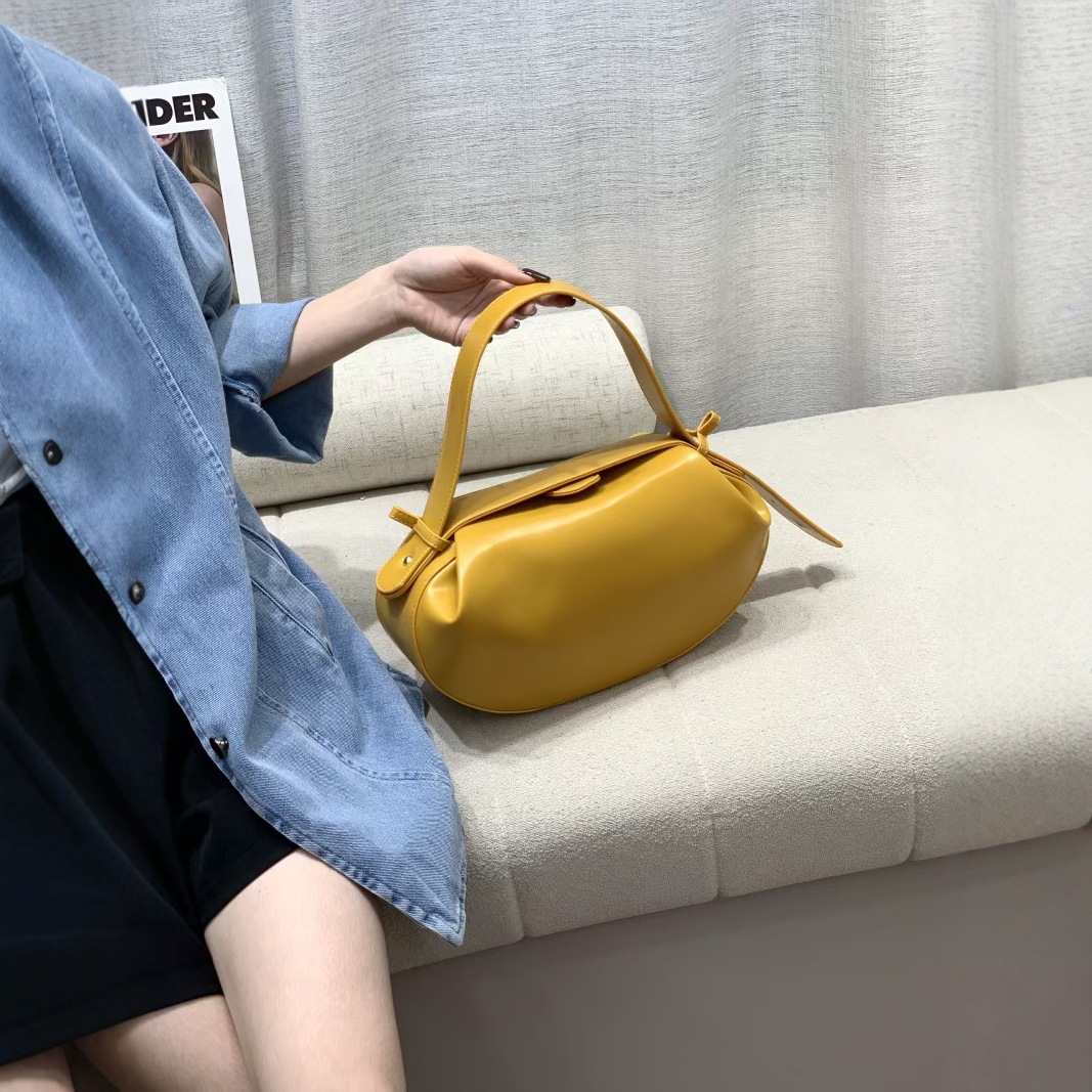 Cross-Border New Solid Color Baguette Handbag 2025 Summer Crossbody Casual Versatile 3D Underarm Small Round Women's Bag - Thumbnail 4
