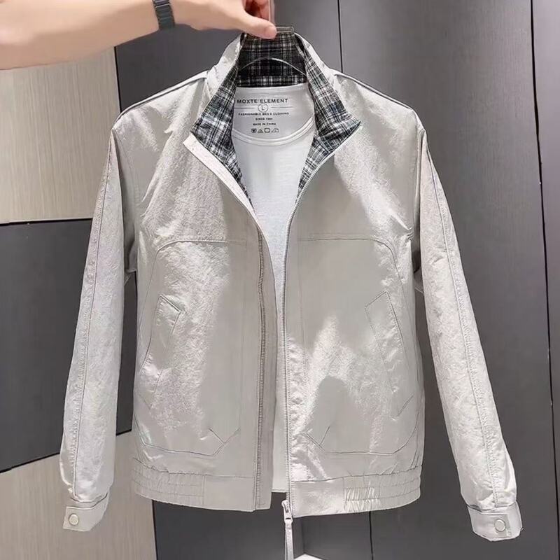 Simple and stylish new men's jacket with plaid lining, trendy spring and autumn stand-up collar, versatile long-sleeve windproof jacket Simple and stylish new men's jacket with plaid lining, trendy spring and autumn stand-up collar, versatile long-sleeve windproof jacket