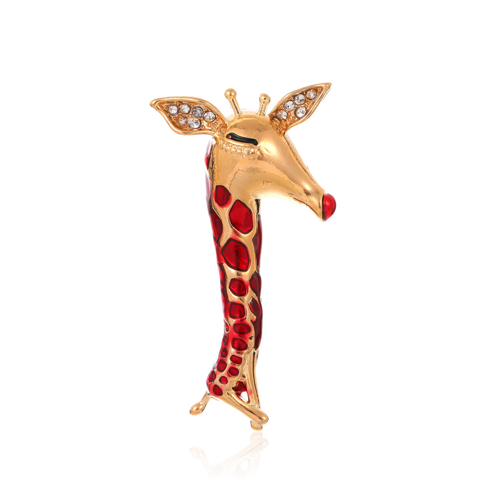 Cute diamond-embedded design sense niche giraffe brooch personality girl pin collar pin sweater coat accessories corsage
