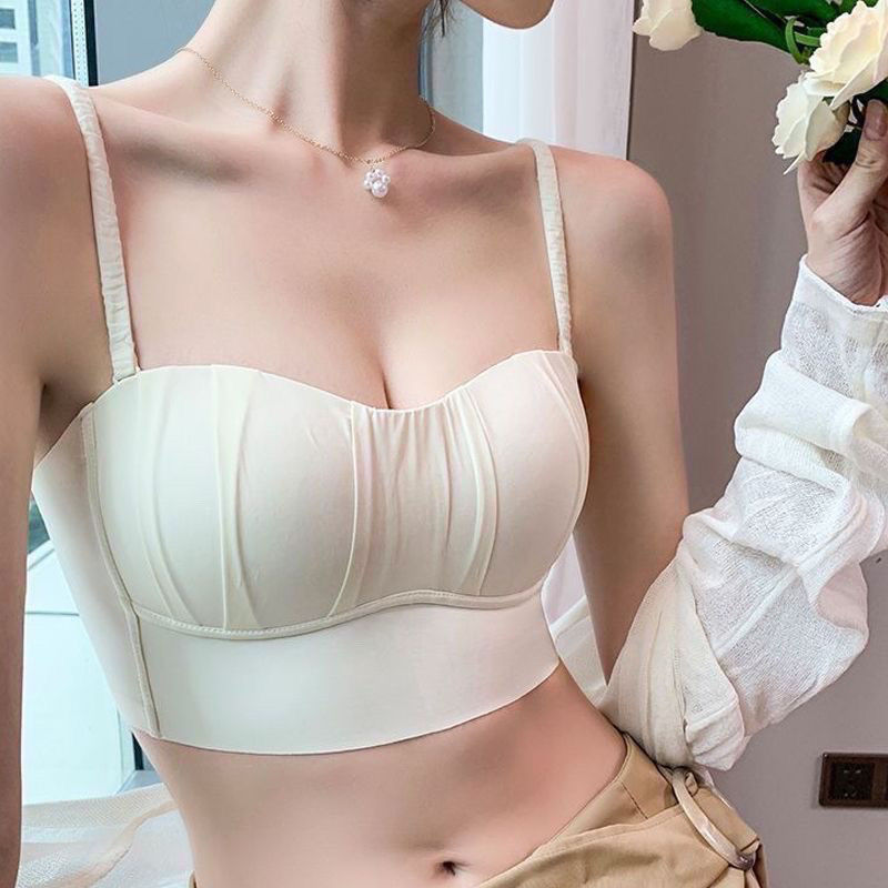 Urban Beauty Underwear for Women, Strapless, Wraps the Chest, Makes Big Breasts Look Smaller, Prevents Exposure, Seamless Tube Top, No Rims, Thin Style Urban Beauty Underwear for Women, Strapless, Wraps the Chest, Makes Big Breasts Look Smaller, Prevents Exposure, Seamless Tube Top, No Rims, Thin Style