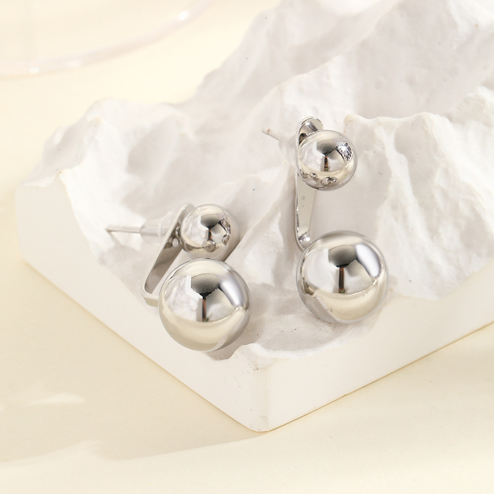 Holiday, Daily Occasion 1 Pair Simple Style Round Copper 18K Gold Plated Ear Studs