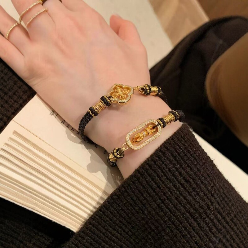 Xiaohongshu's Popular Ancient-Style Braided Rope Vajra Bracelet, New Red Rope Bracelet for the Year of Birth, Attracts Wealth and Good Fortune, with Transfer Beads Xiaohongshu's Popular Ancient-Style Braided Rope Vajra Bracelet, New Red Rope Bracelet for the Year of Birth, Attracts Wealth and Good Fortune, with Transfer Beads