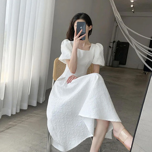 ��ʽ���ٰ�ɫ��[�Lȹ��2023���¿�I�@�ݚ��|�Ứ�I�C�B��ȹŮ