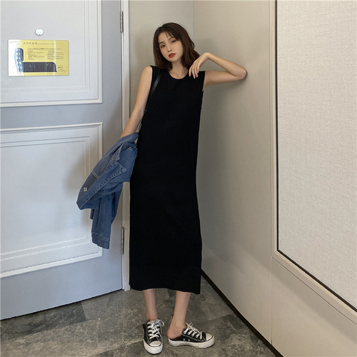 Women's Spring Summer Long-Sleeve Knit Backless Dress, Round Neck Loose Fitting Base Layer Dress with Innerwear
