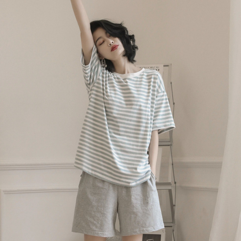 100% Women's Summer Pajamas, Short-Sleeved Summer Shorts, Korean Style Casual Thin Striped Home Wear Women's Set 100% Women's Summer Pajamas, Short-Sleeved Summer Shorts, Korean Style Casual Thin Striped Home Wear Women's Set