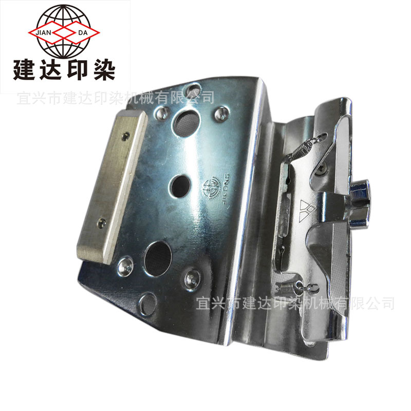 自产自销立信门富士钢针板座  欢迎洽谈！