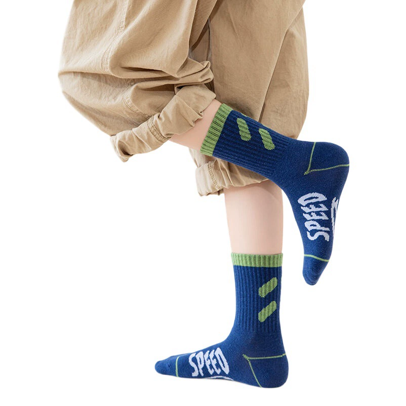 Носки для мальчиков Осенне-зимние хлопковые носки средней длины для студентов Средних и старших детей Подростки Весна и осень Впитывающие пот носки для мальчиков и детей