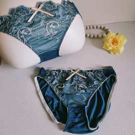 日单外贸批发女士内裤甜美少女内裤牛奶丝舒适低腰少女蕾丝三角裤