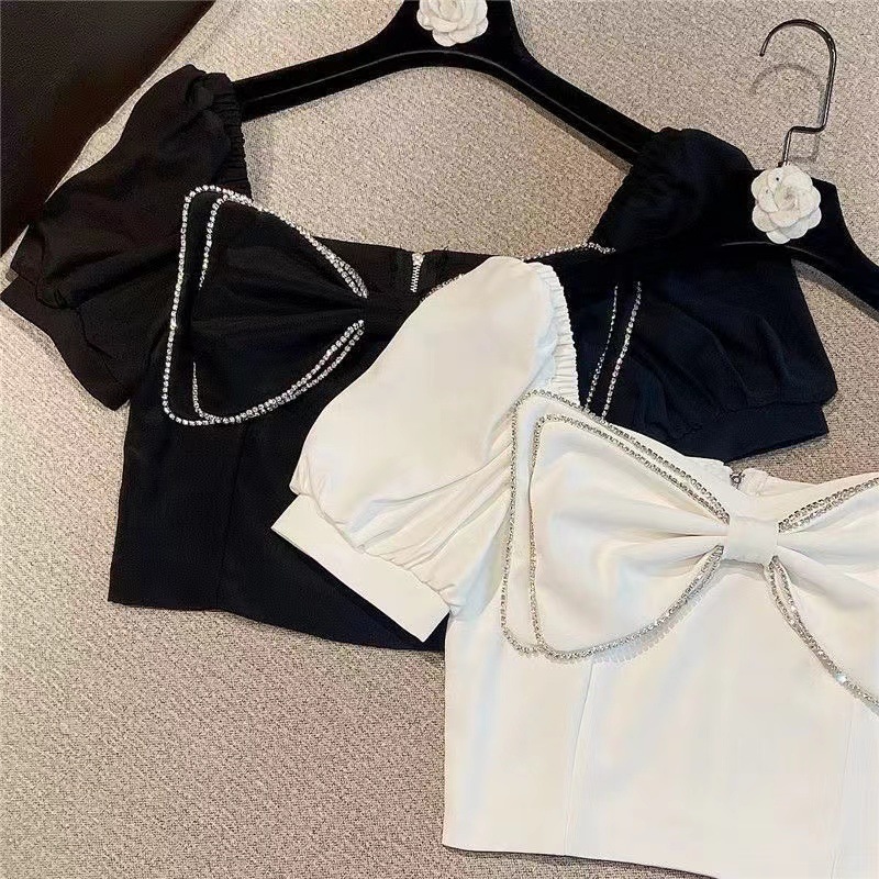 Las niñas de verano nuevo estilo coreano puff manga camisa cuello cuadrado arco diamante incrustado moda para niños corto Top moda