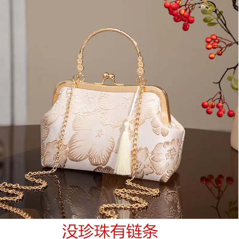 Khakis [진주에는 사슬이 없습니다]]