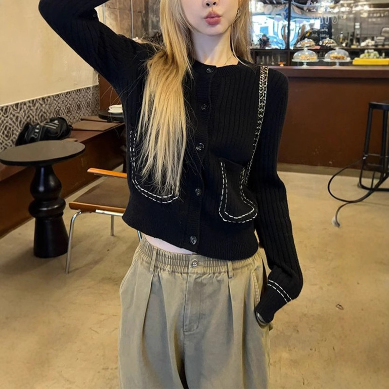 Ski Bytannn Red Rabbit Juniper Handmade Contrast Color Crochet Sweater Cardigan Casual Slim Knitted Sweater Autumn and Winter