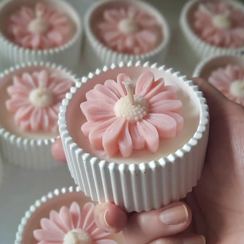 デイジーの花の形をした石膏アロマキャンドルニッチギフトカモミールキャンドルクリエイティブカップワックス|undefined