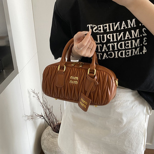 �ް������min�¿�Ů�����g��r�Іμ�б�����^С����