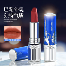 �W���І���ڼt��մ���־÷�ˮ���׵�ɫ�@ɫ���|��Óɫ�ߙn���FŮ
