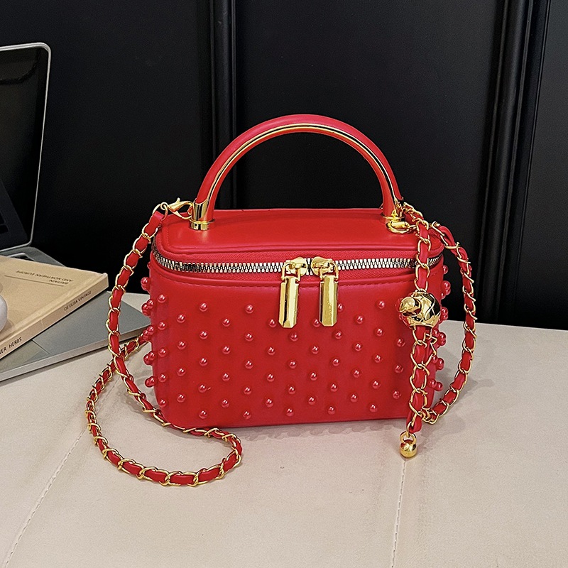 Personalidad transfronteriza bolsas de caja de remaches pequeñas cadenas de viento de fragancia bolsas de mano nichos de moda diaria bolsas de hombro image 10