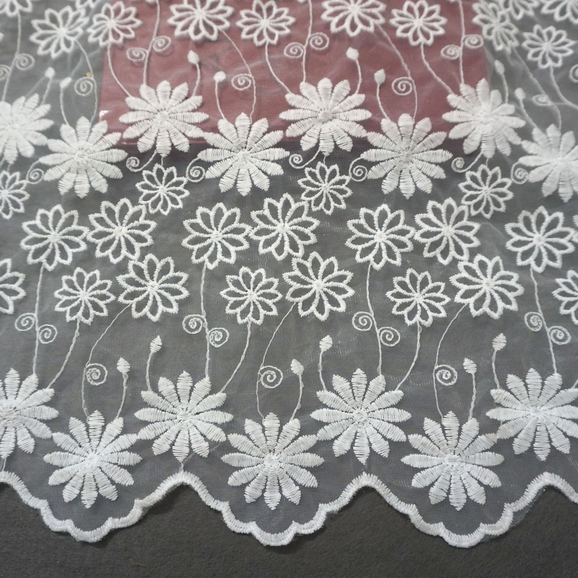 定型纱蕾丝绣花面料连衣裙婚纱童装桌布窗帘布艺家纺绣花蕾丝布