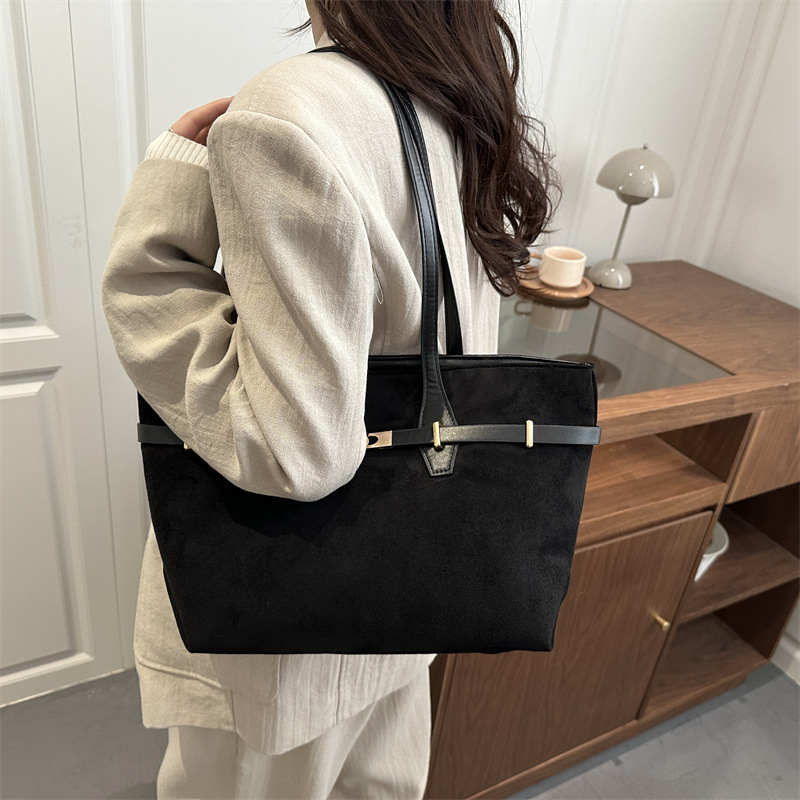 Trend Retro Büyük Kapasiteli Tote Çanta Kadın Trend Leopar Desenli Şık Kişisel Rahat Çok Amaçlı Niş Tek Omuz Çantası
