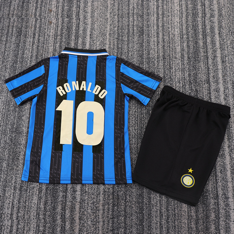 サッカーユニフォーム バルセロナ インテルミラノ AC レアルマドリード カリスベンロ ブラジル フランス ドイツ 子供用サッカーウェアセット トレンド レトロ|undefined