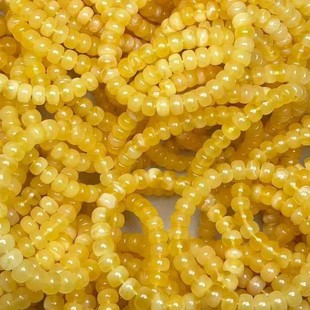 Songgang Factory Beeswax Old Style Bead Bracelet Russian Chicken Oil Yellow Regular Shape Live Broadcast Room Store Welfare
