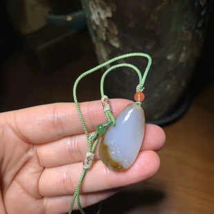 Hotan jade Russian suet jade lotus, blooming rich, first-class suet white, clean and delicate, exquisite workmanship