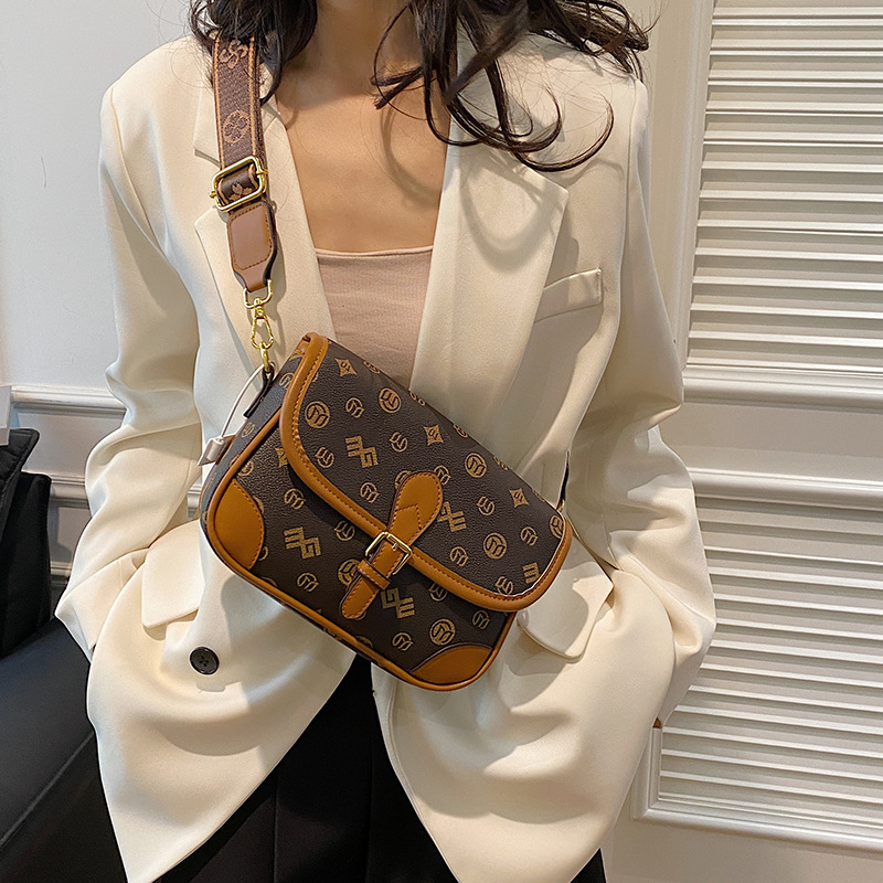 Fashionable and popular women's bags, 2024 new high-end texture versatile shoulder bag, crossbody bag_voghion.com