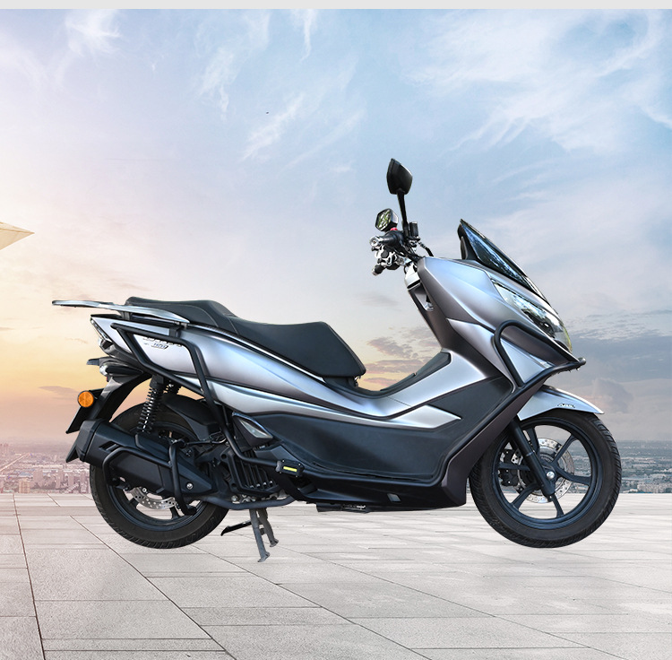 Suitable for Haojue Uhr150 Protective Bars, Front and Rear Exhaust Pipes, Bumper, Motorcycle Body Protection, Anti-Collision
