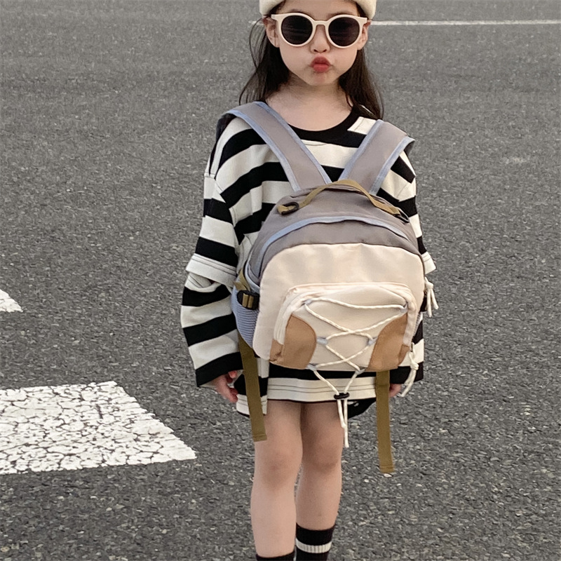 Corea del Sur mismo estilo Internet celebridad niños mochila de moda cool Boy moda contraste color pequeña mochila niños y niñas fuera bolsa de lona