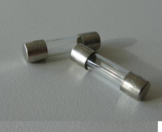 美国Bussmann保险丝 1/4*1“ 6.35*25.4mm AGX 1A 玻璃管