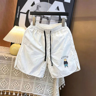 ��ͯ���������ٸ�ѝ��ѝ�ļ��д�ͯ6-12�����к�����ɳ�����ѝ��