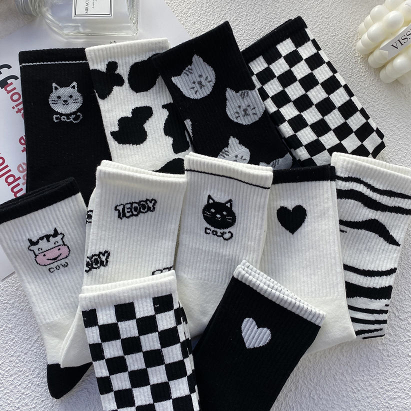 Socks Men's Mid-barrel ins Trendy Autumn and Winter Long-barrel Sweat Absorbing High-top Street Couple Sports Basketball Socks Academy Style