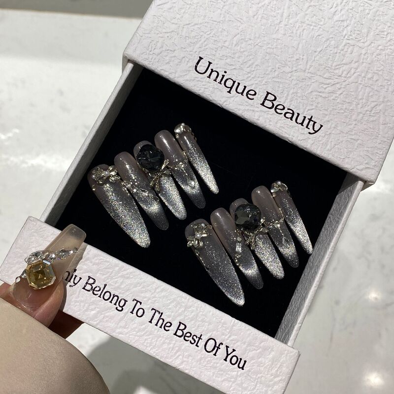 Aomian Nail Art Handmade Wear Armor Side Light Cat's Eye Black Middle Ancient Star French Pile Drill Super Flash Nail Patch