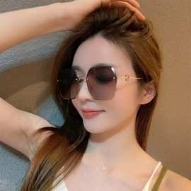 厂家现货供应太阳眼镜2024新款时尚女士无框切边防紫外线网红墨镜