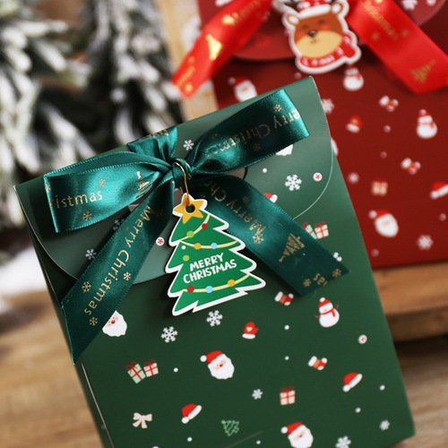 Creative Christmas tags Christmas gifts candy cookies snowflake snacks packaging greeting cards decorative pendants 5 pieces