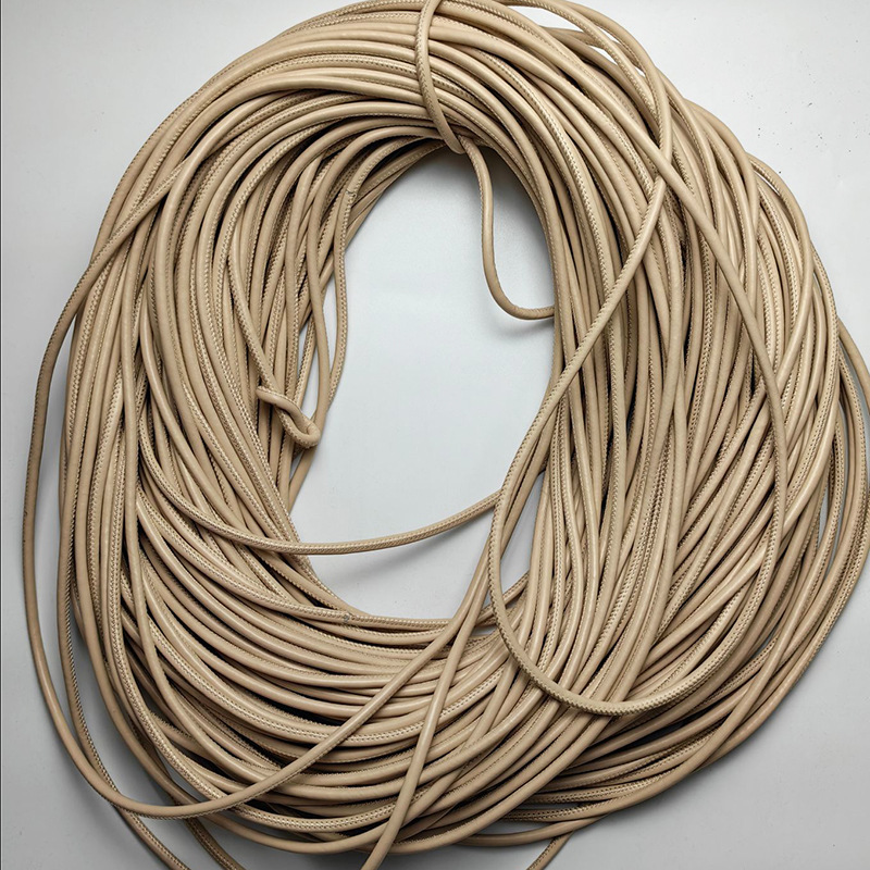 Coser de coche hecho a mano, relleno de núcleo, accesorios de ropa, cuerda de cuero pu, accesorios de joyería, cuerda redonda, pulsera de color al por mayor, cuerda