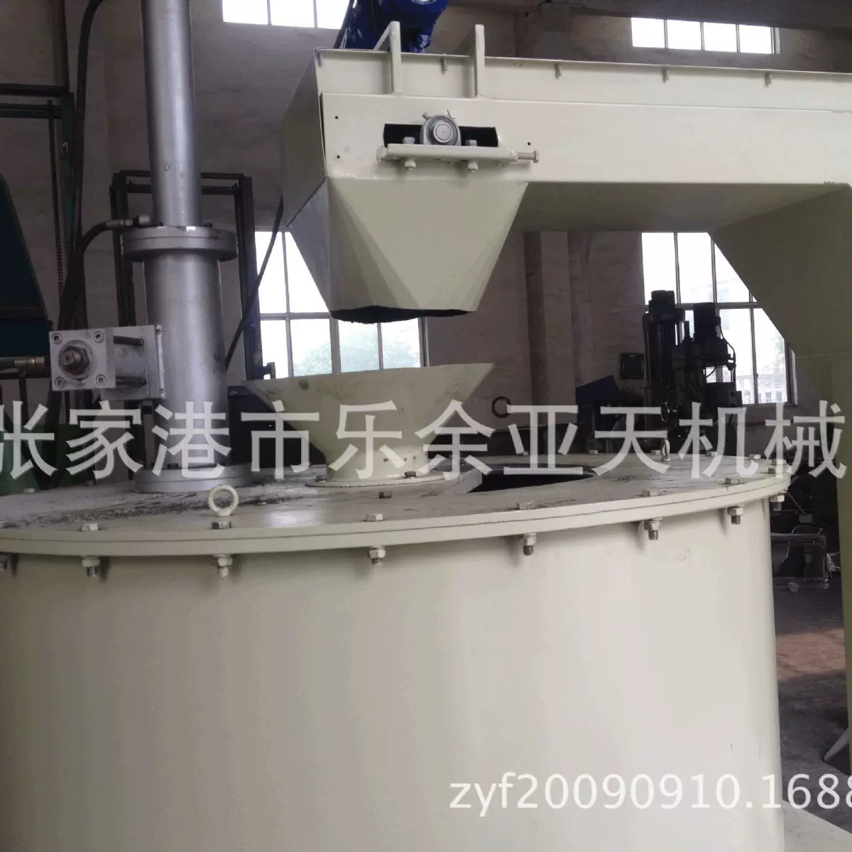 卸料离心机1000kg工业大型铜屑铝屑脱油立式落地高速全自动