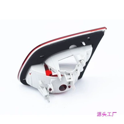 Avtomobil arxa fənərləri — right rear light turn signal