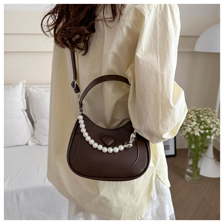 391g Weight Polyester Lining Material Beading, Sewing Thread Fashion Element Zipper Closure Type Single Shoulder Strap Strap Type Underarm Bag Bags Type Casual Occasion Pu Leather Material Heart Shape Pattern All Seasons Season Women's Gender Streetwear Style Dumpling Shape Shape Small Size Women's Small Pu Leather Heart Shape Streetwear Beading Sewing Thread Dumpling Shape Zipper Underarm Bag 8