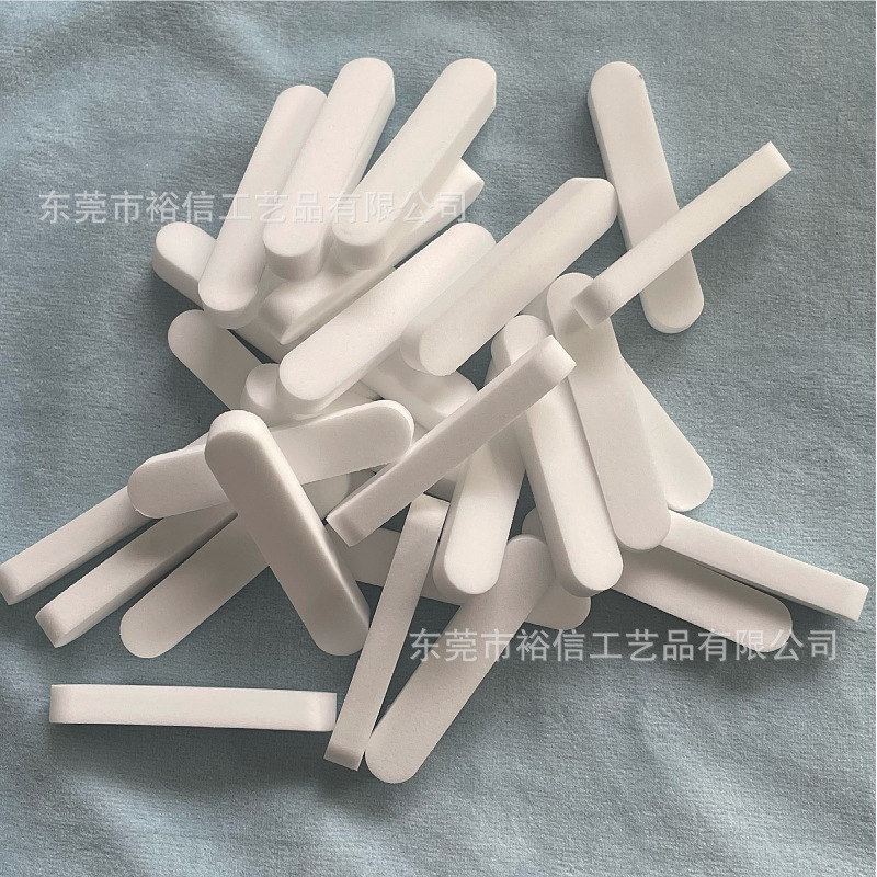 厂家直销批发pe香片汽车车载出风口香薰片无火固体扩香棒持久留香