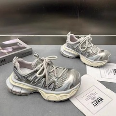 工場直販メッシュ通気性ダッドシューズ 2025 春夏新作ラージヘッド厚底軽量ランニングスニーカー婦人靴