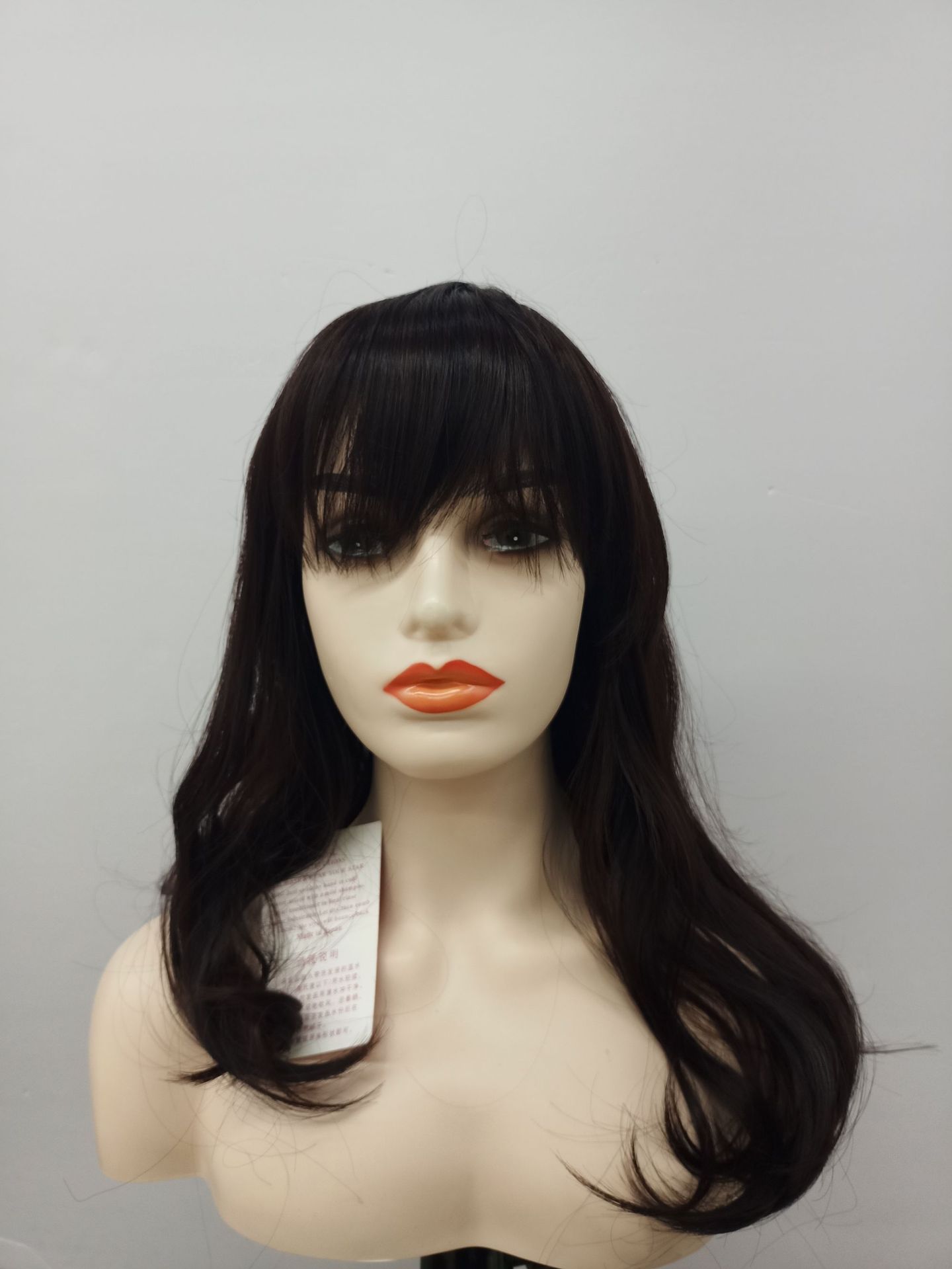 Nuevo diseño de peluca de fibra química, cinta de alta temperatura, flequillo, mecanismo de peluca, casco